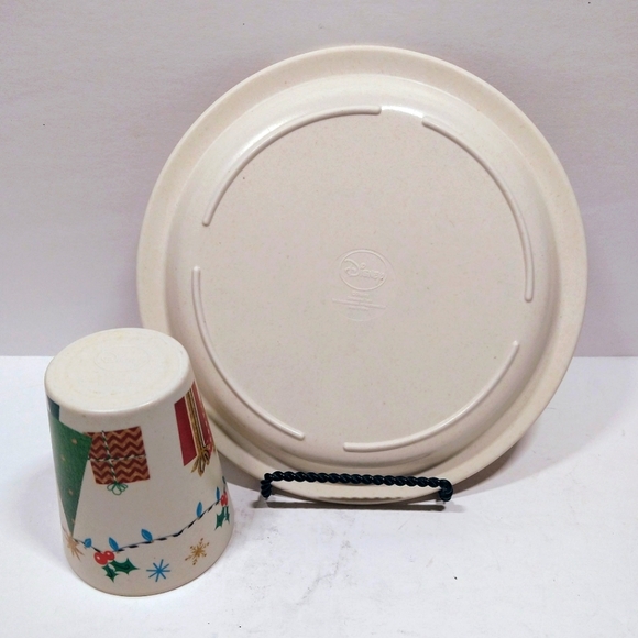 DISNEY Mickey Mouse Vintage Christmas Holiday Children's Plate and Cup 1968-Now - Picture 2 of 3